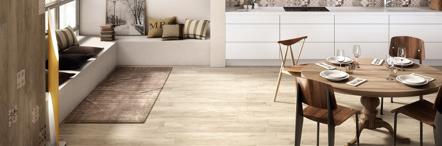 Holzoptikfliesen im Wohnbereich